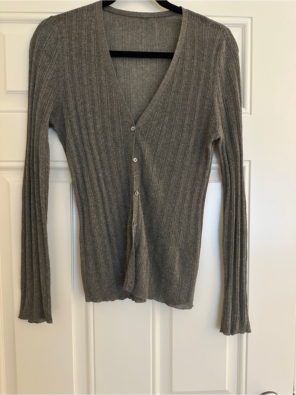 Ribbed V-Neck Button Front Women's Sweater - Gray